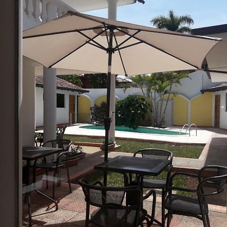 Hotel Casa Jardin Asuncion Kültér fotó