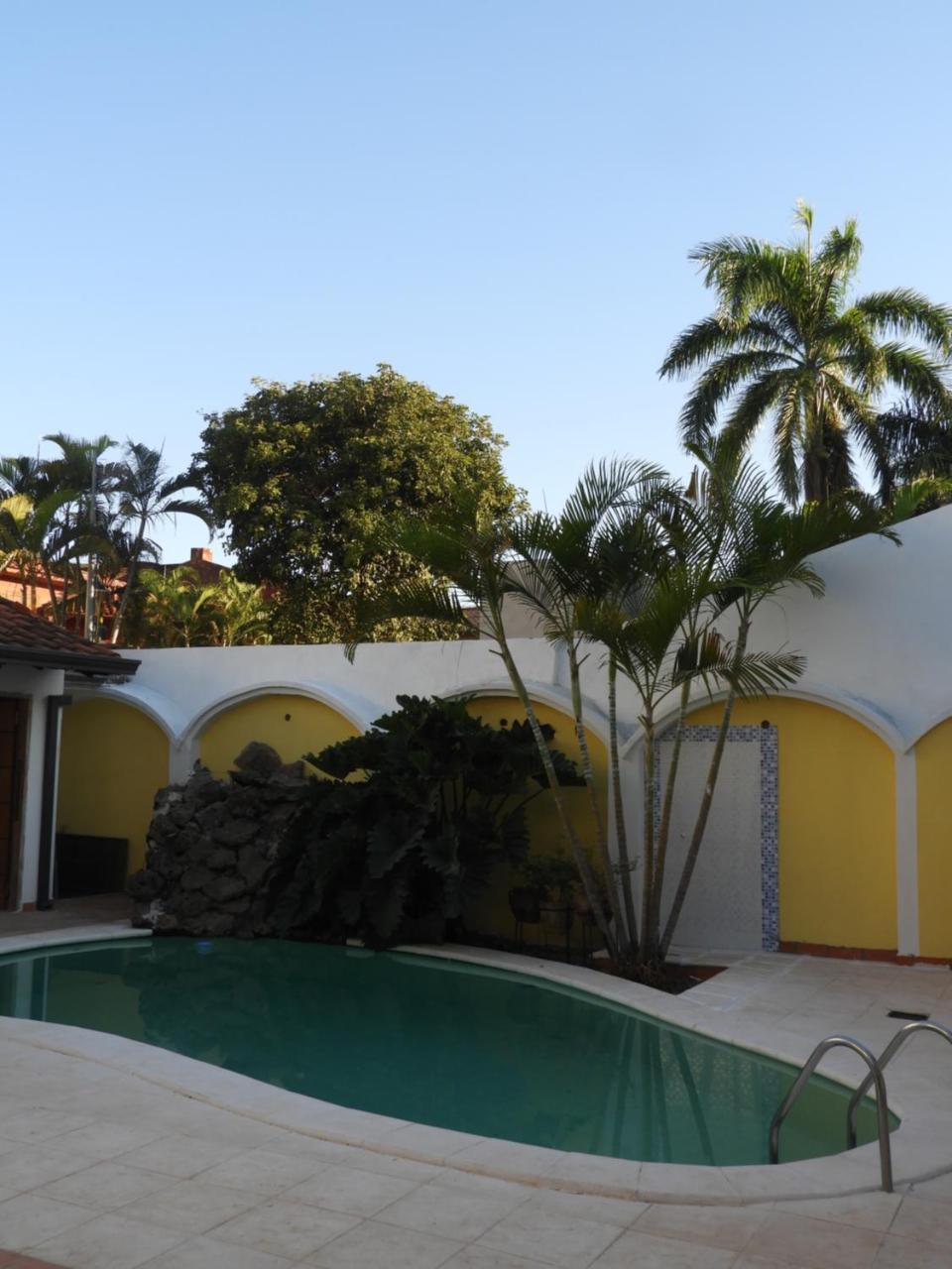 Hotel Casa Jardin Asuncion Kültér fotó
