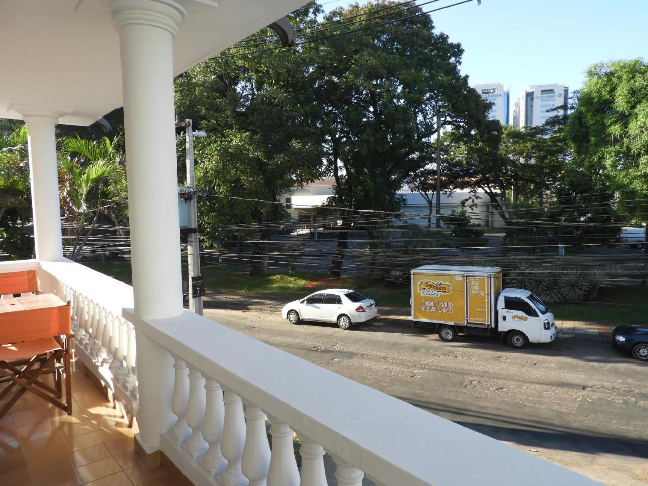 Hotel Casa Jardin Asuncion Kültér fotó